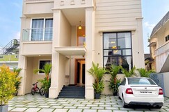 Coastal Echoes by Fortkochi Beach Inn