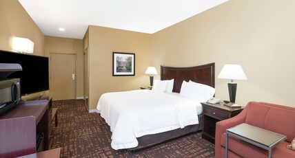 Hampton Inn by Hilton Corydon Room Type - 1KING STUDY SOFABED NOSMOK