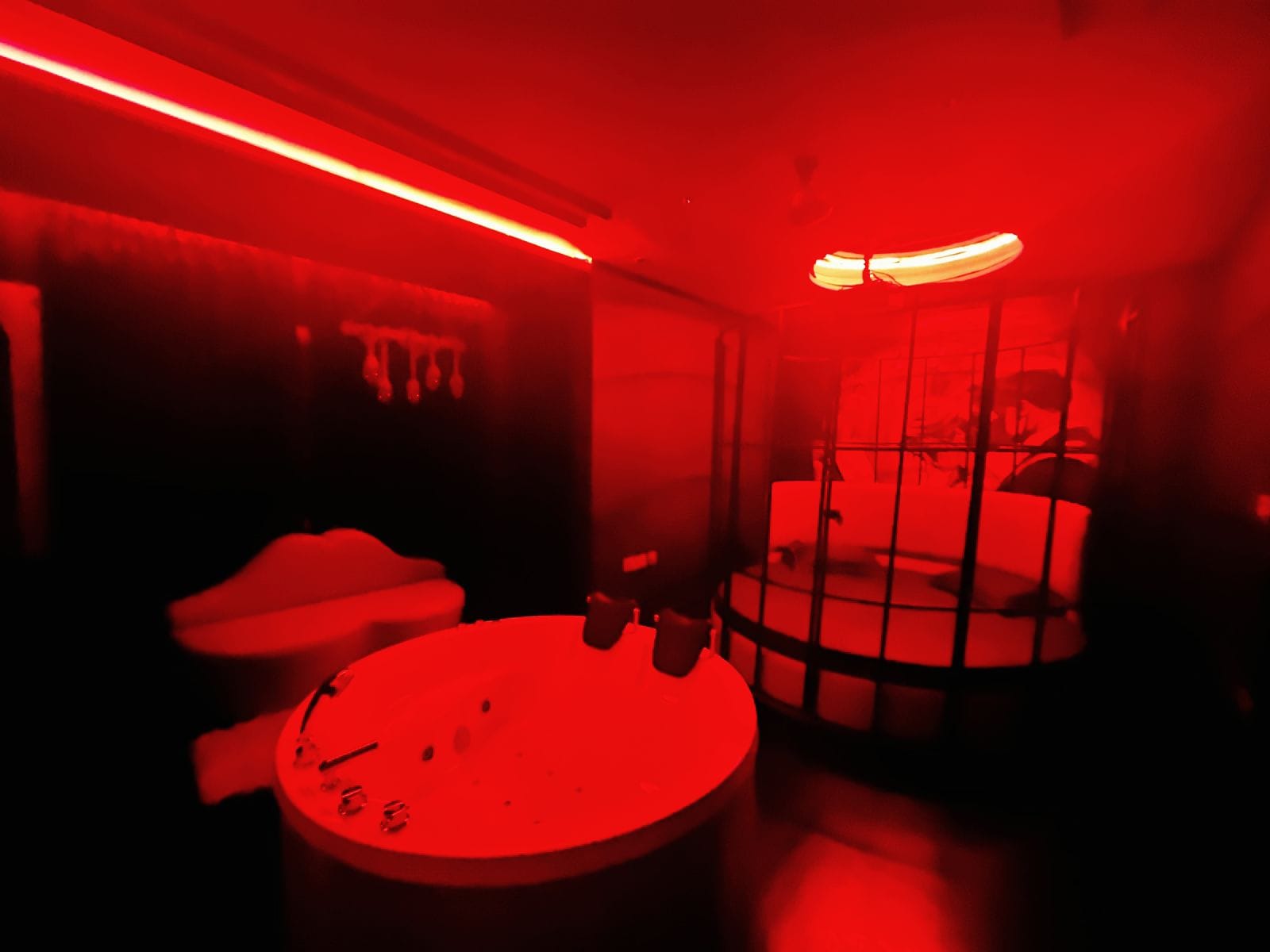 Amsterdam In Delhi | BR w/ Jacuzzi, Cinema, Kitchenette - Tap to explore photos