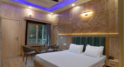 EdenVue Room Type - Deluxe Room with King Bed and Hill View EdenVue Room Type - Deluxe Room with King Bed and Hill View