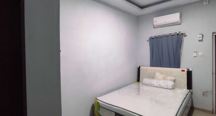 Hotel O Penginapan Noval Room Type - Deluxe Double