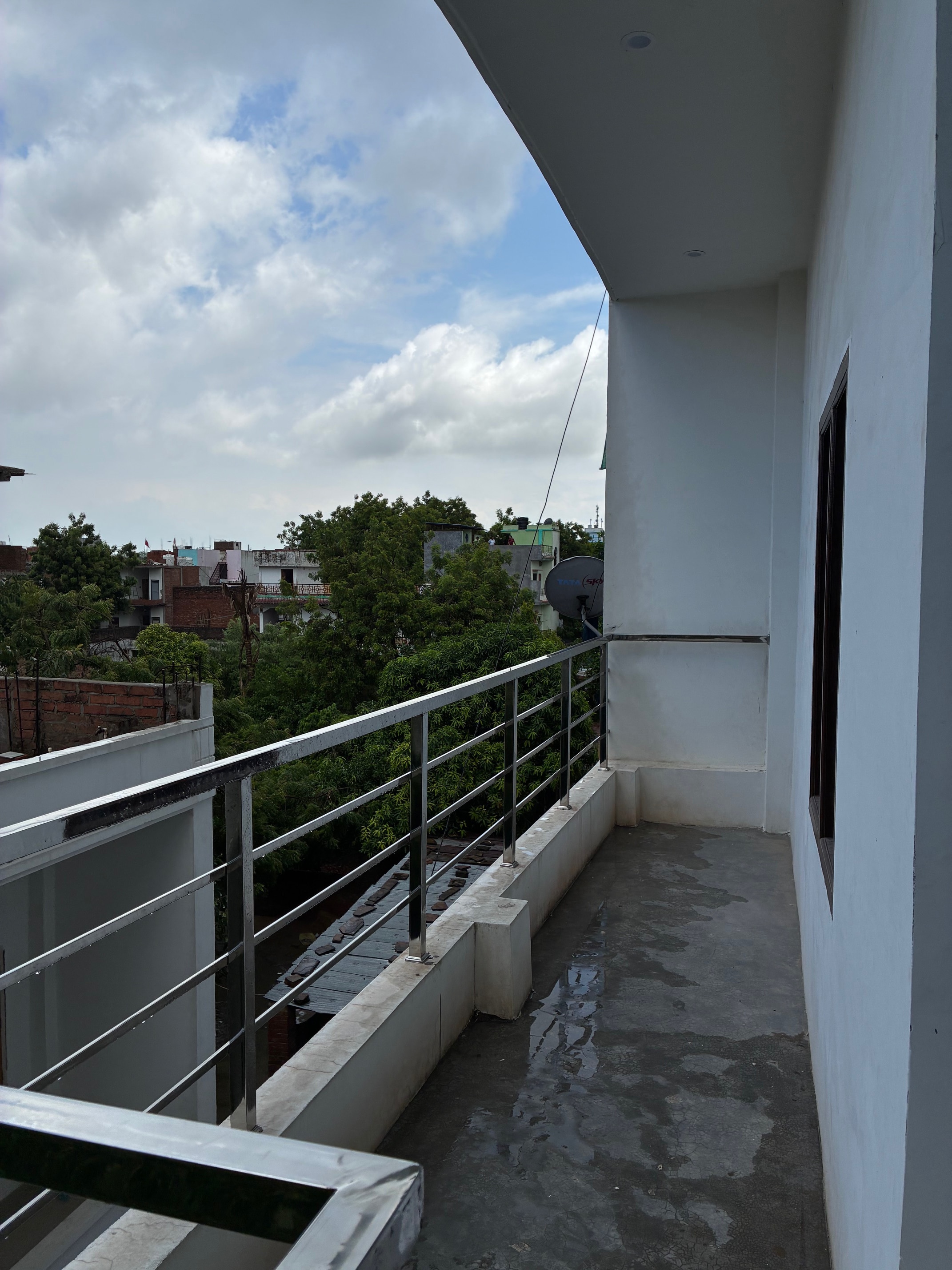 Shri Radha Madhav Accommodation - Tap to explore photos