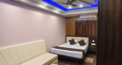 Mohar Residency Madhyamgram Room Type - Super Deluxe Room