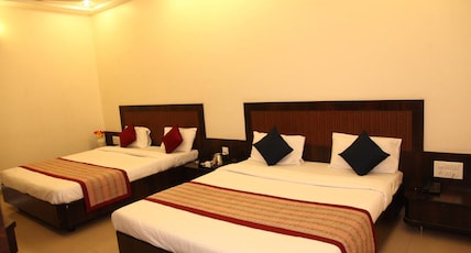 Hotel Sai Ramanand - 5 mins to Saibaba Mandir Room Type - Three Bed AC Hotel Sai Ramanand - 5 mins to Saibaba Mandir Room Type - Three Bed AC