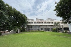 Residency Park Hotel