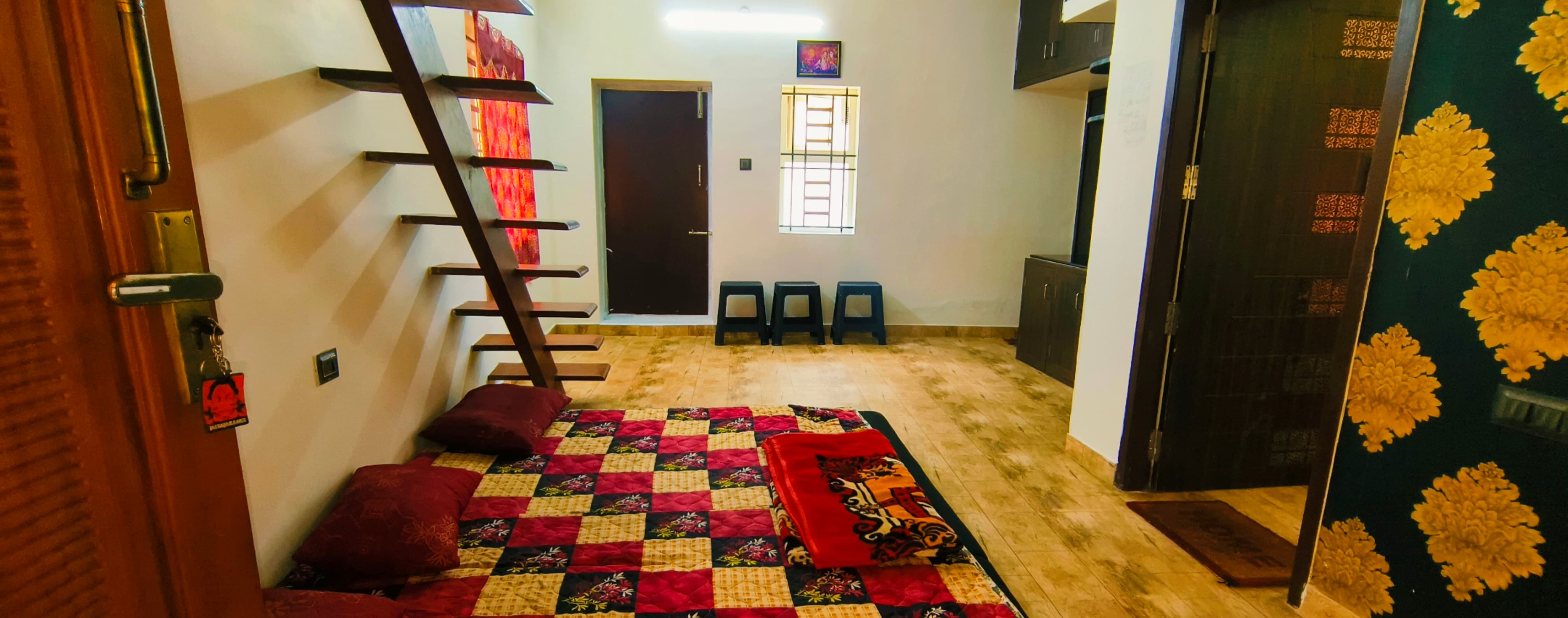 Butterfly luxury homestay - Tap to explore photos