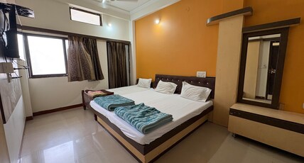 Hotel Chaitanya Room Type - Triple bed AC Room
