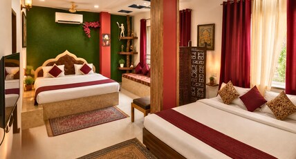 The Hideout Agra Homestay Room Type - Deluxe King Suite