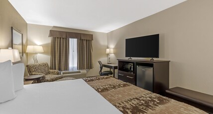 Best Western Plus Pembina Inn & Suites Room Type - 1 King Bed, Non-Smoking, High Speed Internet Access, Refrigerator, Coffee Maker, Iron And Ironing Bo Best Western Plus Pembina Inn & Suites Room Type - 1 King Bed, Non-Smoking, High Speed Internet Access, Refrigerator, Coffee Maker, Iron And Ironing Bo