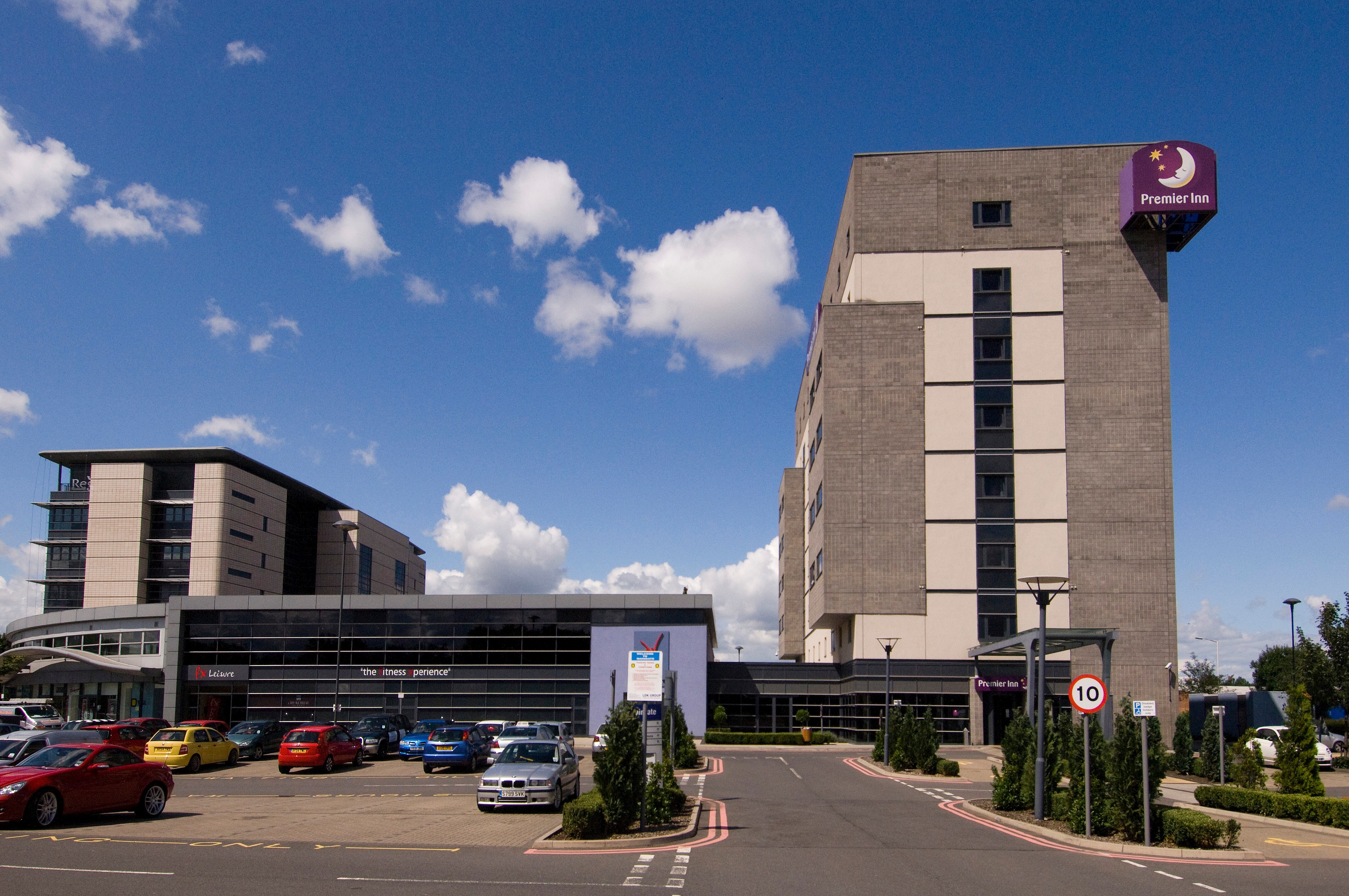 Premier Inn Newcastle (Team Valley) - Tap to explore photos