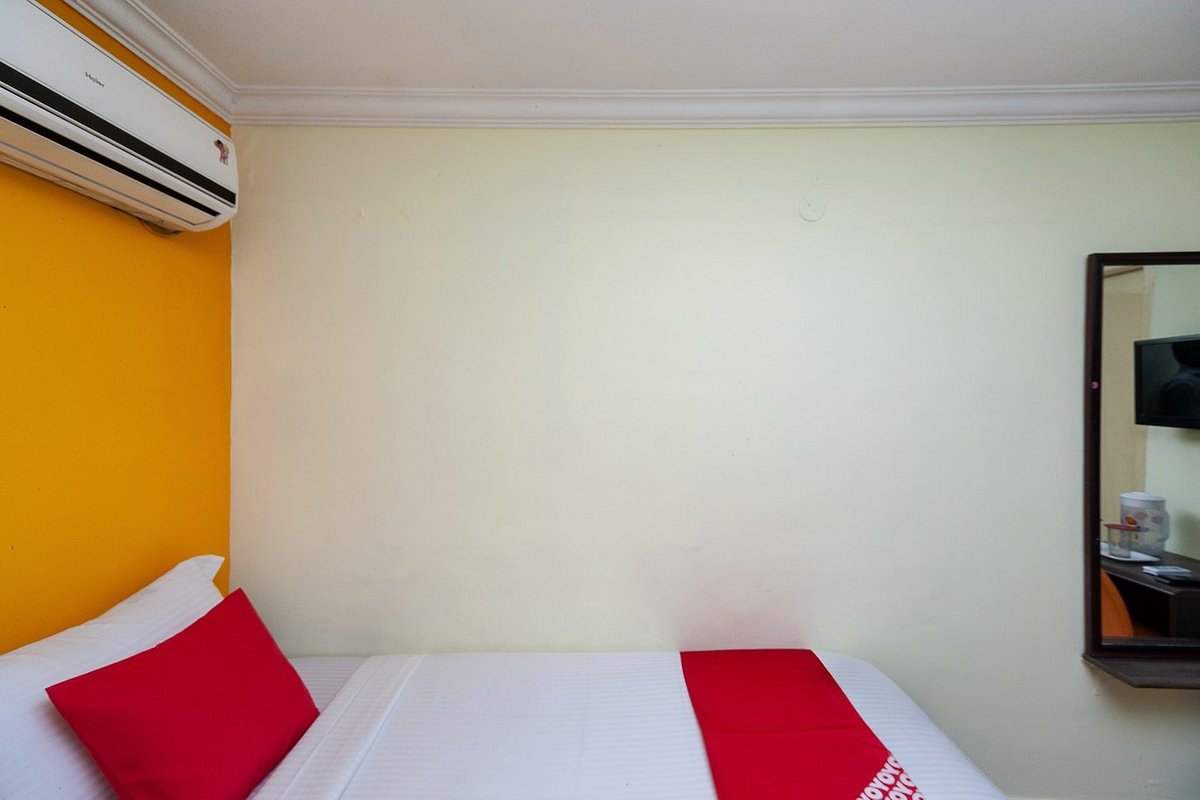 Hotel Akash inn - Tap to explore photos