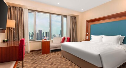 Novotel Shanghai Atlantis Room Type - Standard Room with King-size bed
