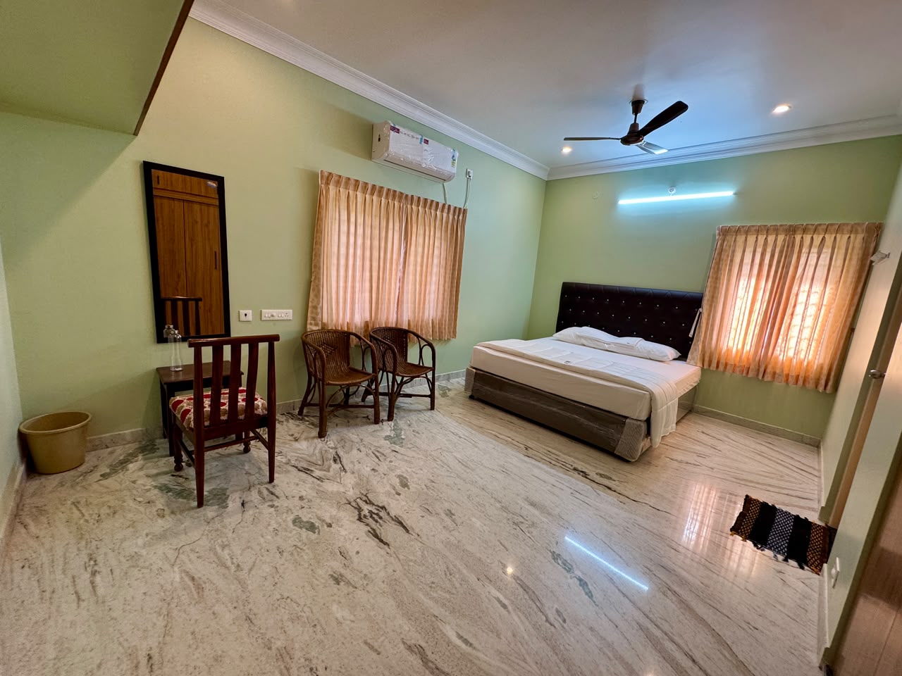 Pranav Villa - Tap to explore photos