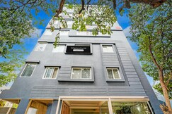 Super Townhouse Hebbal Dasarahalli Formerly Otium Suites