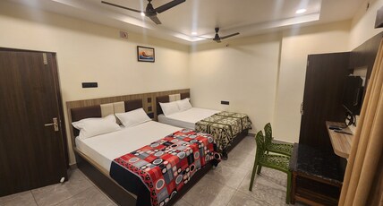 ABHISHEK INN (GUEST HOUSE) Room Type - Deluxe 4 Bed NON-AC( Family Room) ABHISHEK INN (GUEST HOUSE) Room Type - Deluxe 4 Bed NON-AC( Family Room)