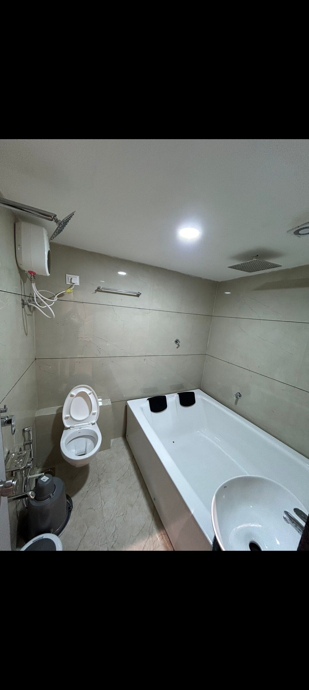 Hotel Patang24 - Tap to explore photos