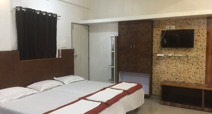 Joshi Yatri Niwas Room Type - 3 Bed Non AC