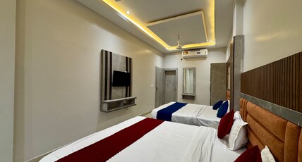 VRINDA ORCHID INN Room Type - Deluxe Family room