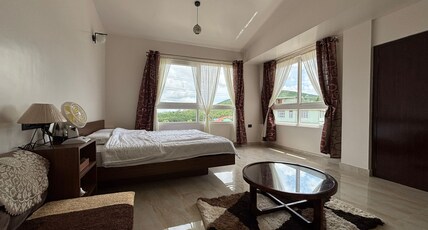 Kerphida B&B Room Type - King Bed with hill View (Family Room)