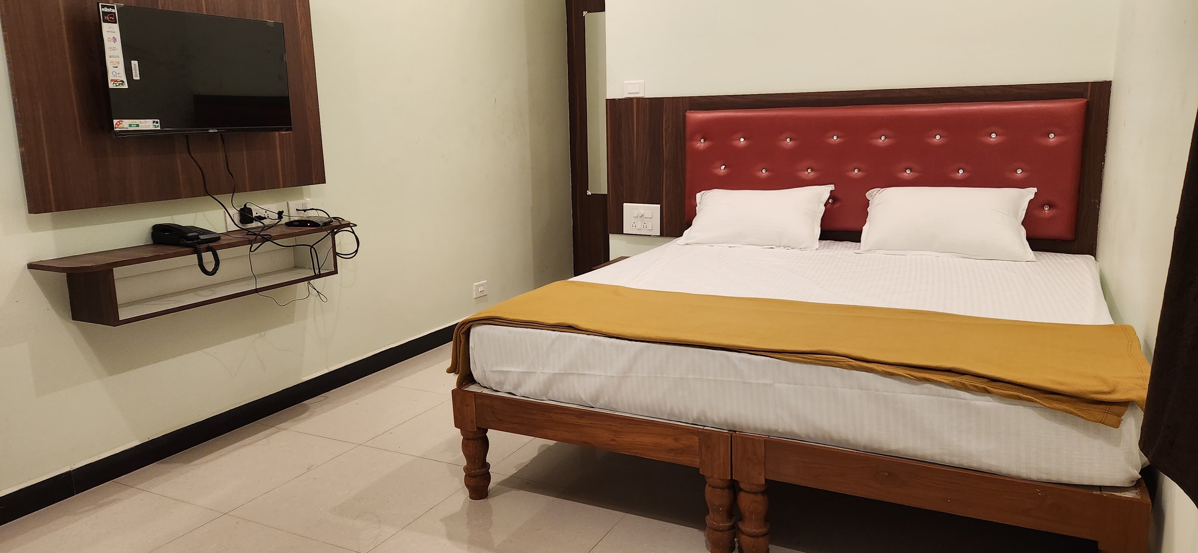 Ponni Residency - Tap to explore photos