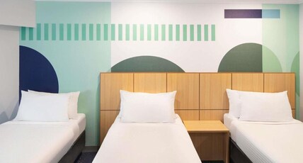 ibis Styles Sydney Central Room Type - Superior Triple Room