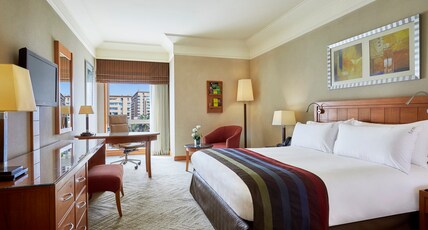 Holiday Inn Cairo Citystars Room Type - 1 King Premium