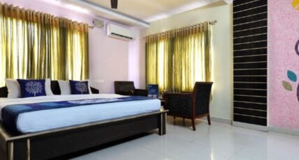 Maruthi Residency Inn & Restaurant Room Type - Suite