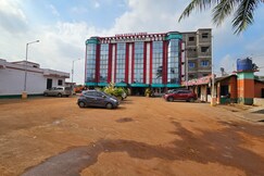 RAJA HOTEL & LODGE