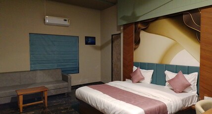 Hotel Vinayak Room Type - Standard Room