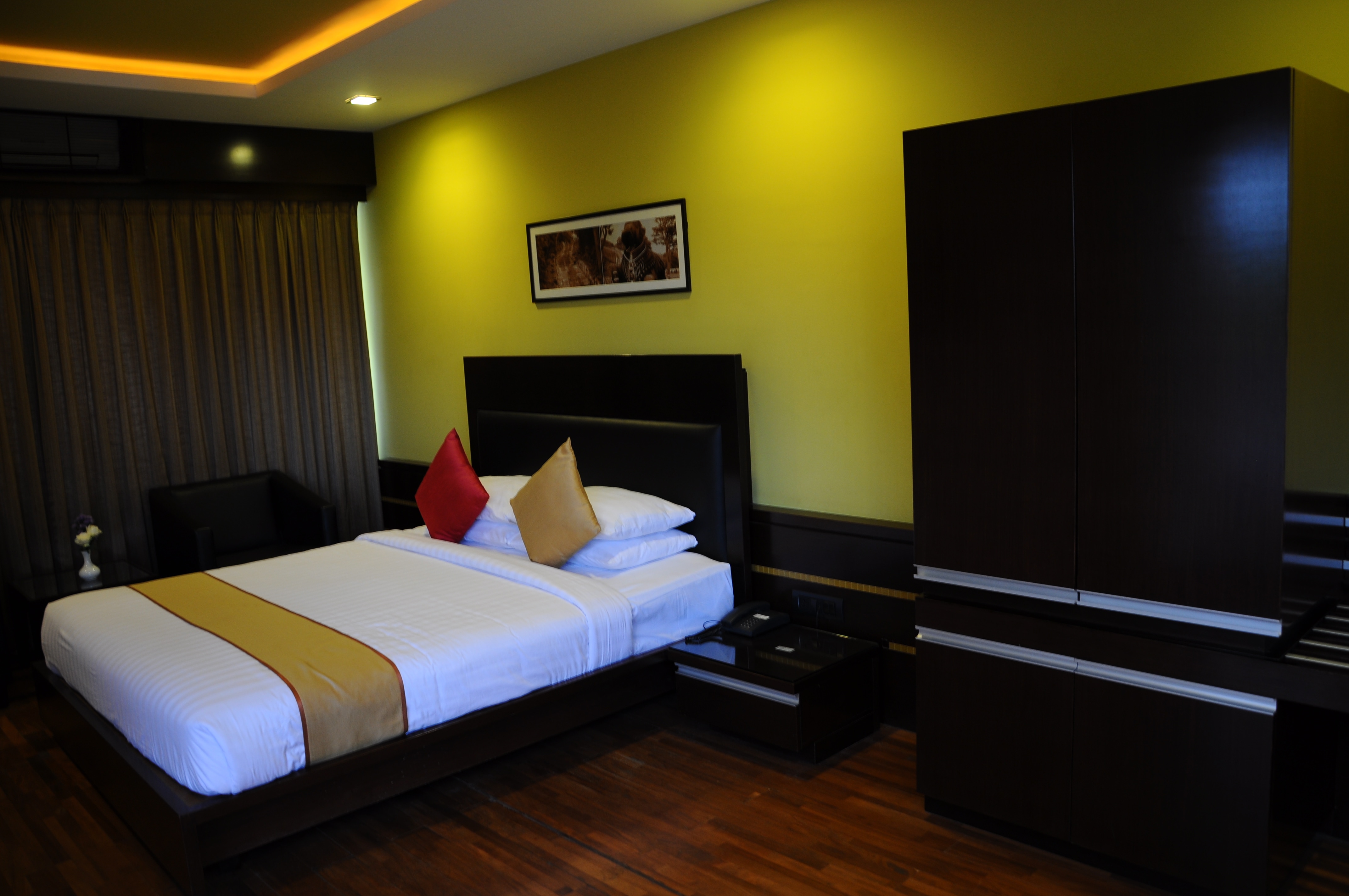 Jade Garden - Tap to explore photos