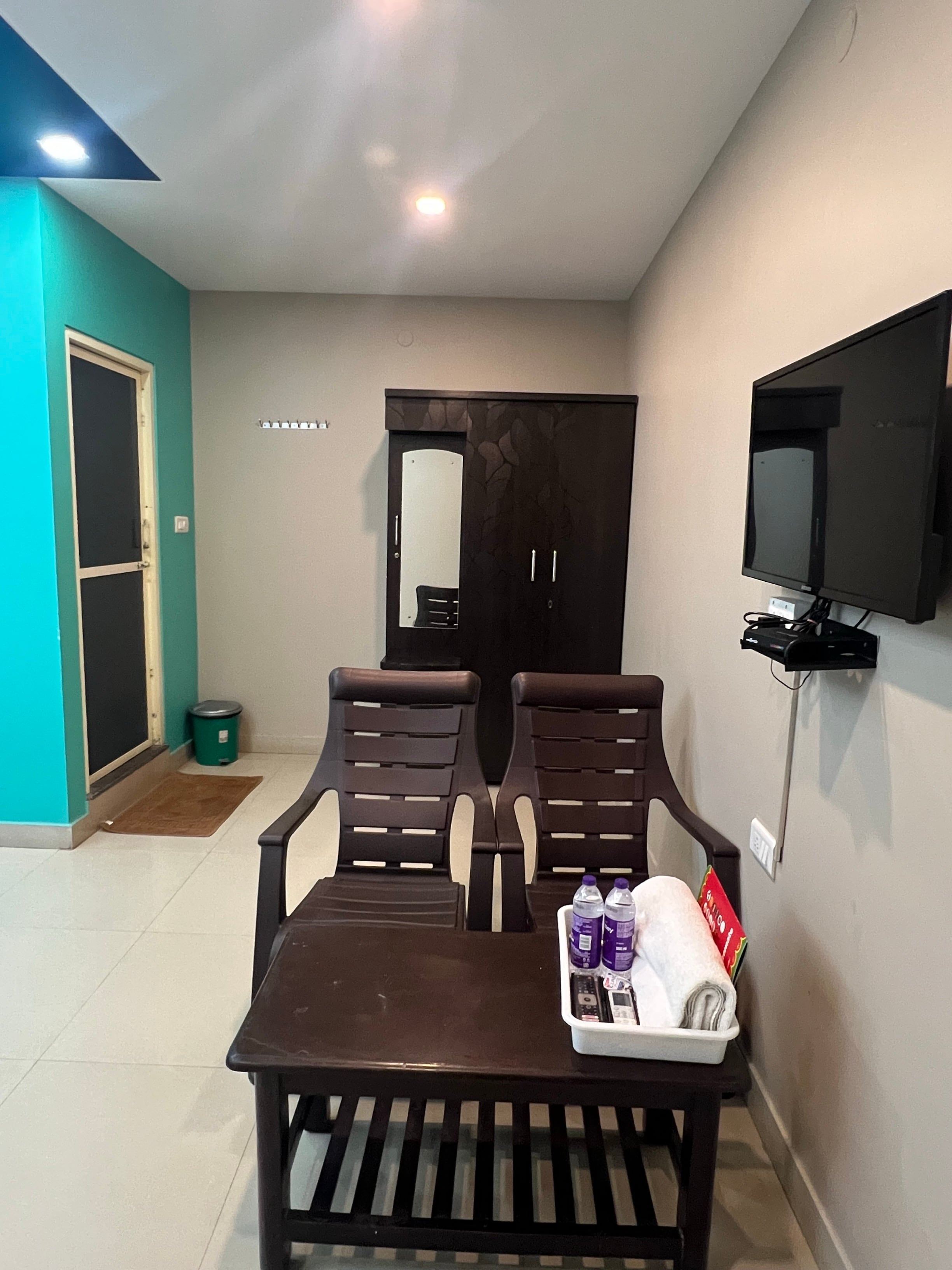 Hotel Adyah Comforts - Hoskote - Tap to explore photos