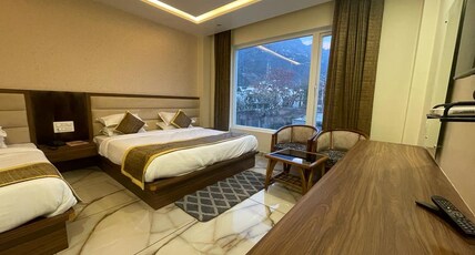 Hotel Mount view Room Type - Family 4 Bed AC Room