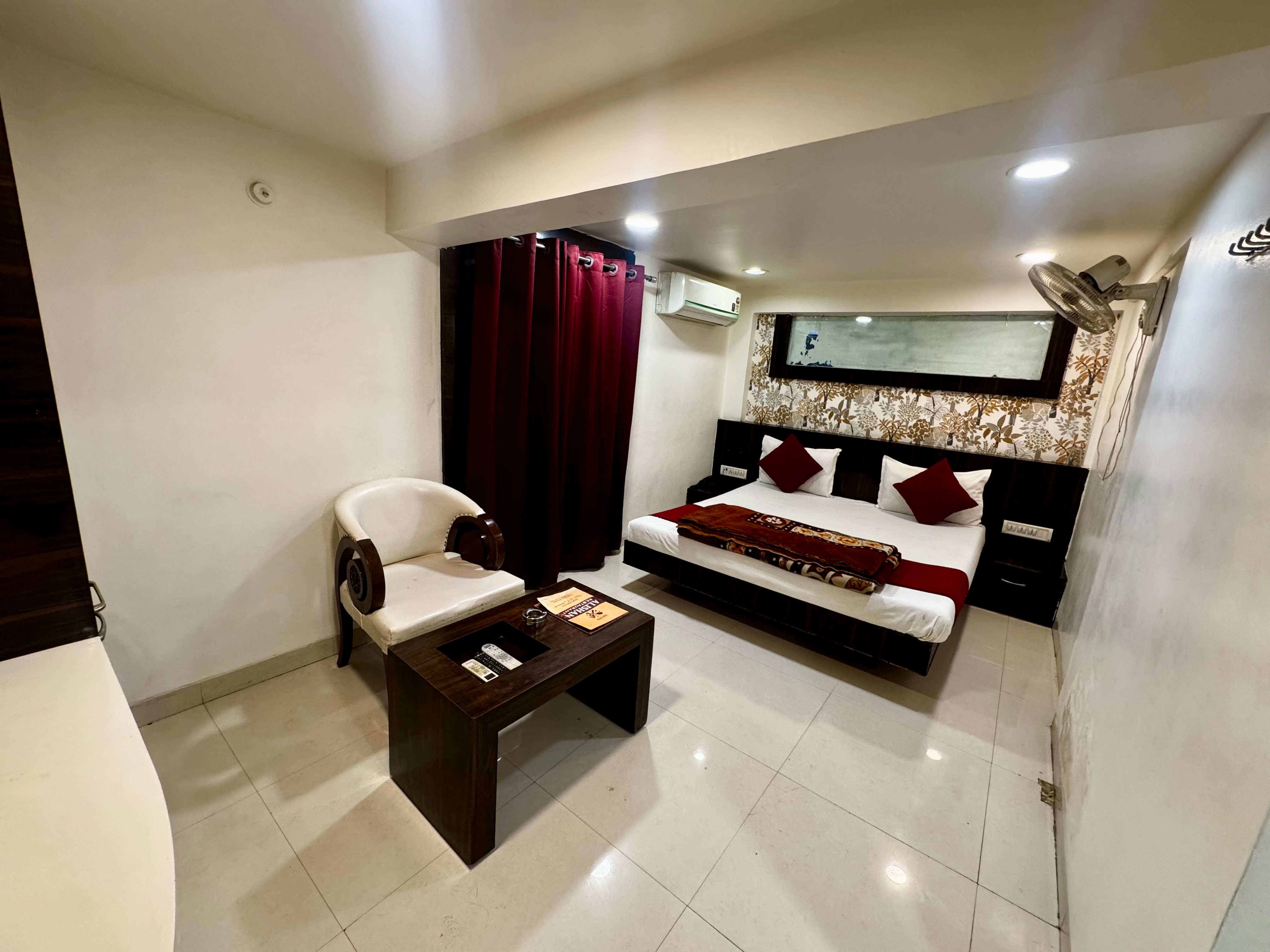 Hotel Banjara - Tap to explore photos