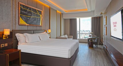 Centara Grand at CentralWorld Room Type - Junior Suite Ratchaprasong View Centara Grand at CentralWorld Room Type - Junior Suite Ratchaprasong View