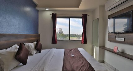 Hotel Prayosha Room Type - Deluxe AC