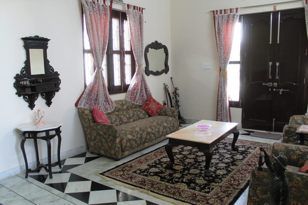 Sajjan Villa Homestay - Tap to explore photos