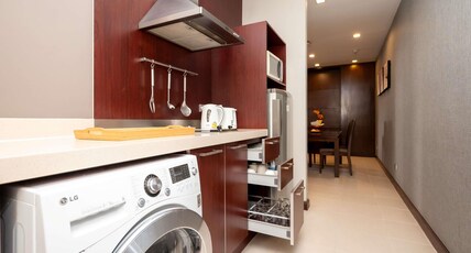 Grand Mercure Bangkok Asoke Residence Room Type - EXECUTIVE SUITE, 1 King Bed with Balcony