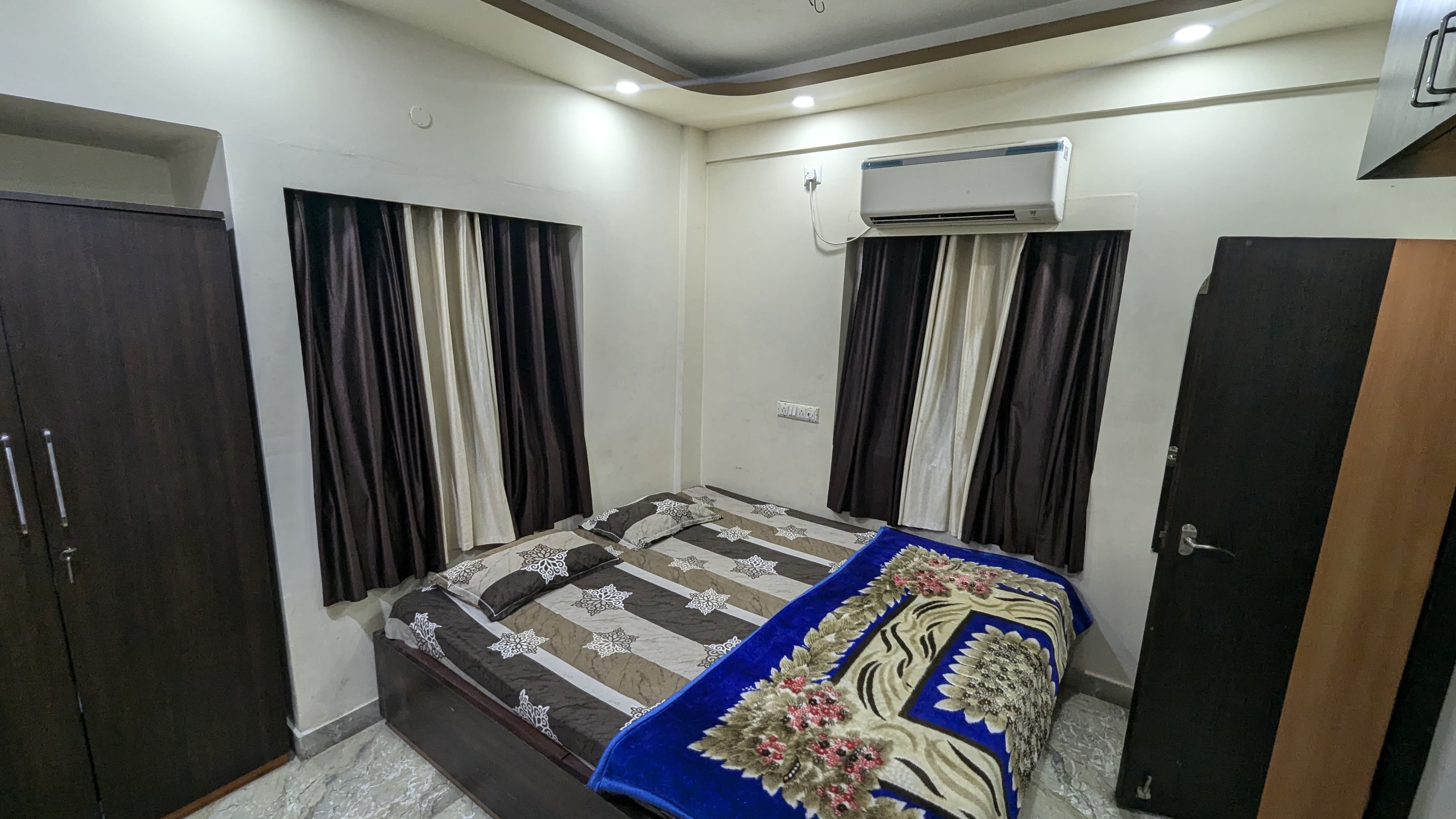 Budget friendly 2BHK Apartments connecting South Kolkata - Tap to explore photos