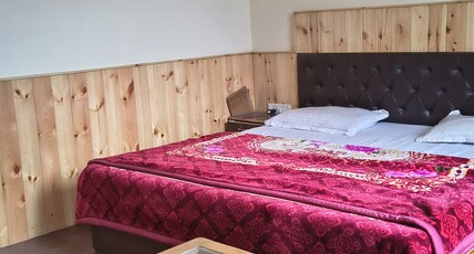 Himalayan castle Room Type - Deluxe Mountain View Room