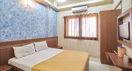 Hotel Jain Residency Room Type - Deluxe Double Bed Room AC