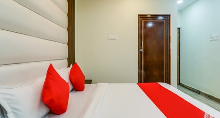 Hotel O Navya Grand Room Type - Classic