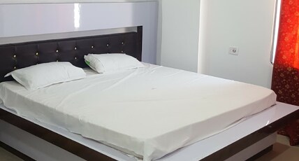 Hotel Sri Sai International Room Type - Regular AC