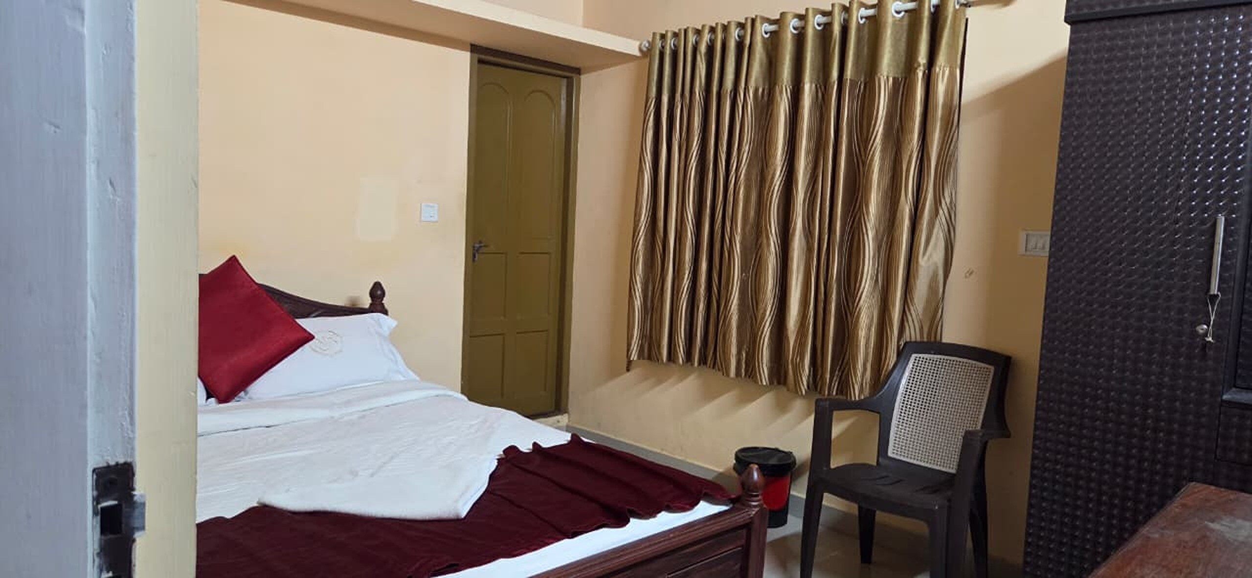 Mist valley Munnar 4BHK Upper Floor - Tap to explore photos