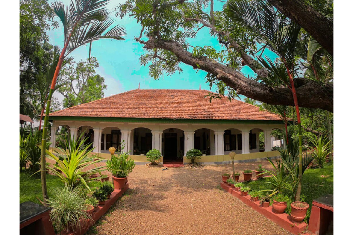 Kallupurackal Heritage Farm House - Tap to explore photos