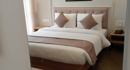 HOTEL MUMBAI HOUSE MINDSPACE MALAD Room Type - Standard Room