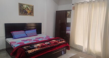 Shree Vrindavan Suits Room Type - Shree Vrindavan Suits
