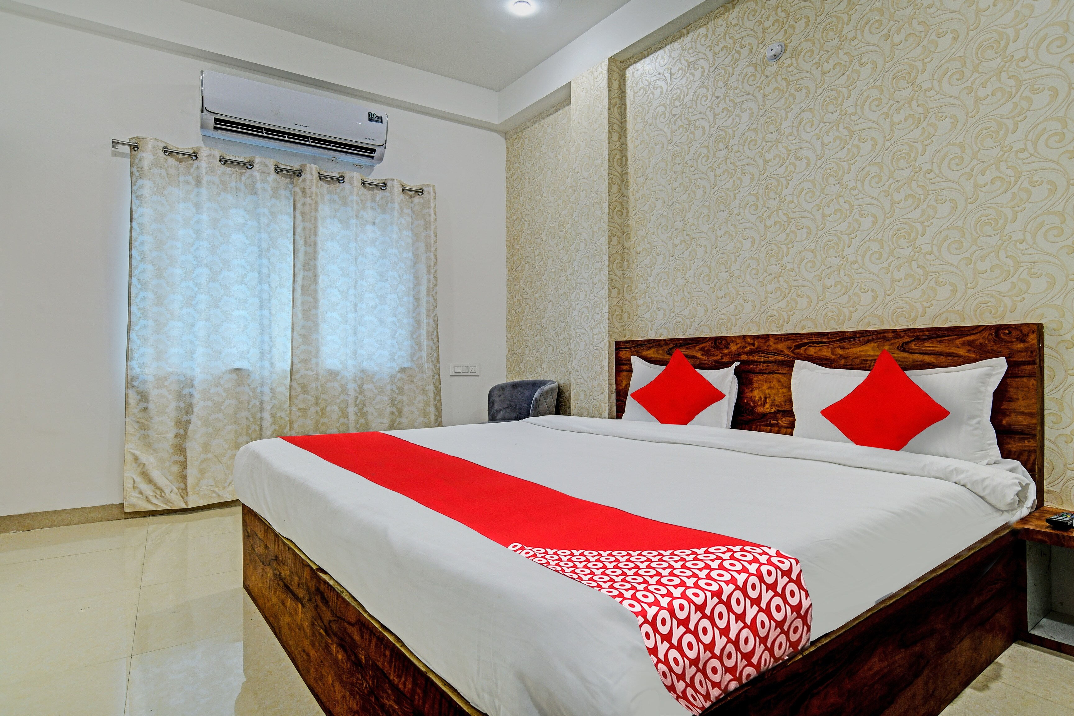 Hotel O Blue Tick - Tap to explore photos