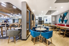 Holiday Inn Express London-Watford Junction