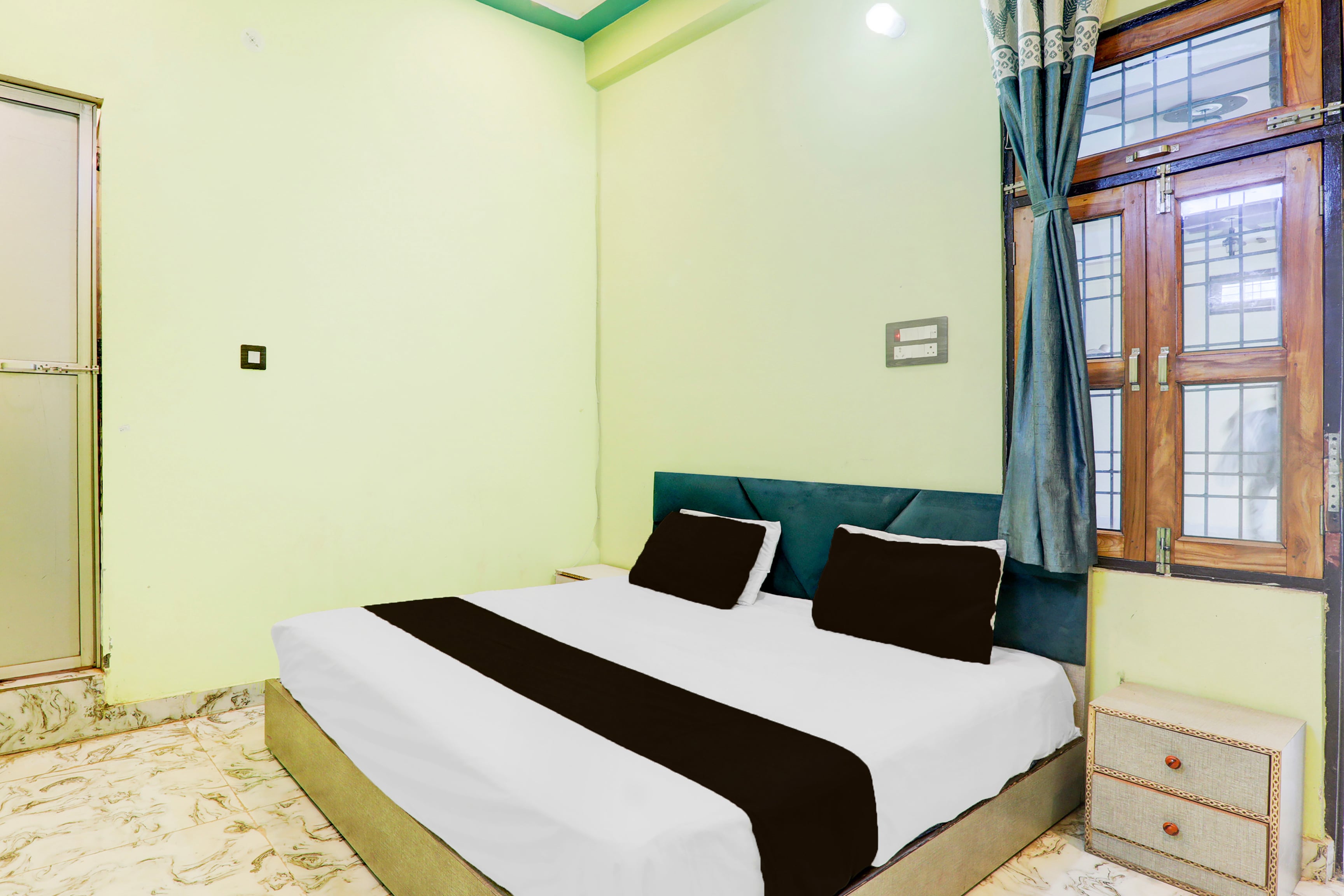 SPOT ON by OYO Green Indian Hotel And Rooms - Tap to explore photos