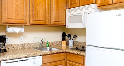 Staybridge Suites MCALLEN Room Type - 1 King 1 Queen 2 Bedroom Suite Sofa Bed